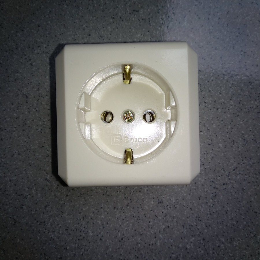 Stop Kontak Outbow Broco Stop Kontak OB Broco