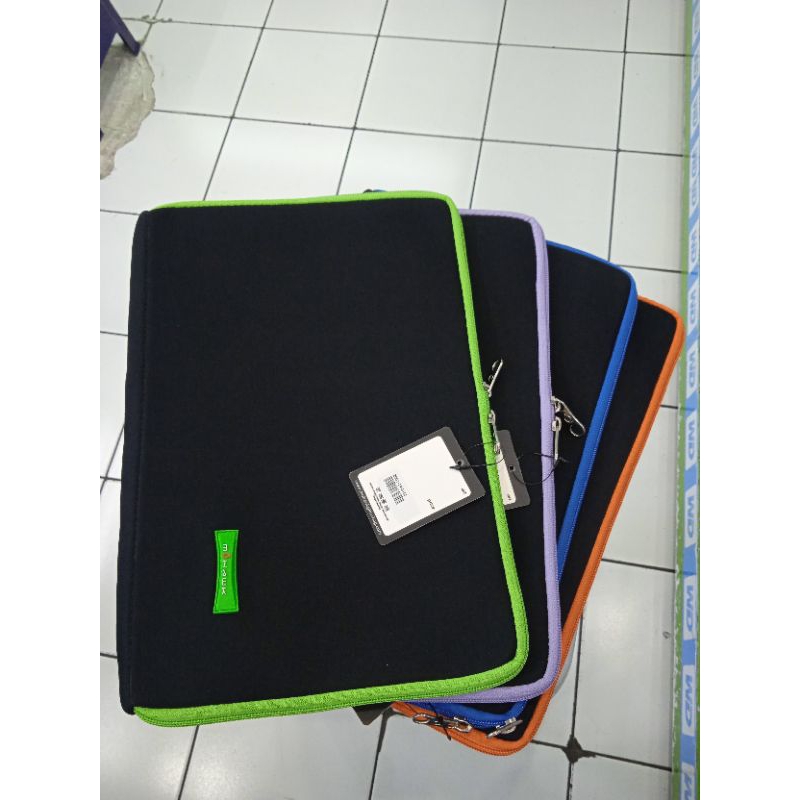tas laptop 13 inch softcase mohawk 2001