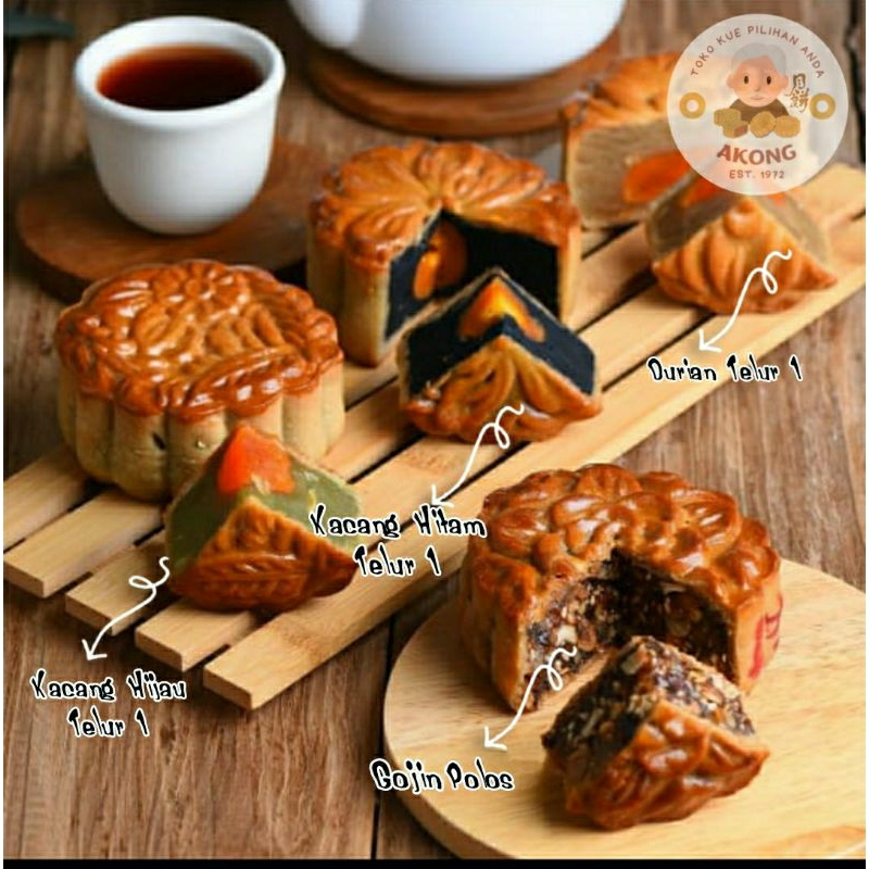 

Mooncake Merk Sin Lok Yen / 1 Dus isi 4 / Kue Bulan Medan