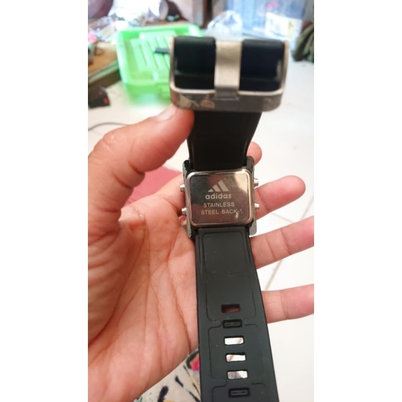 jam tangan adidas led second