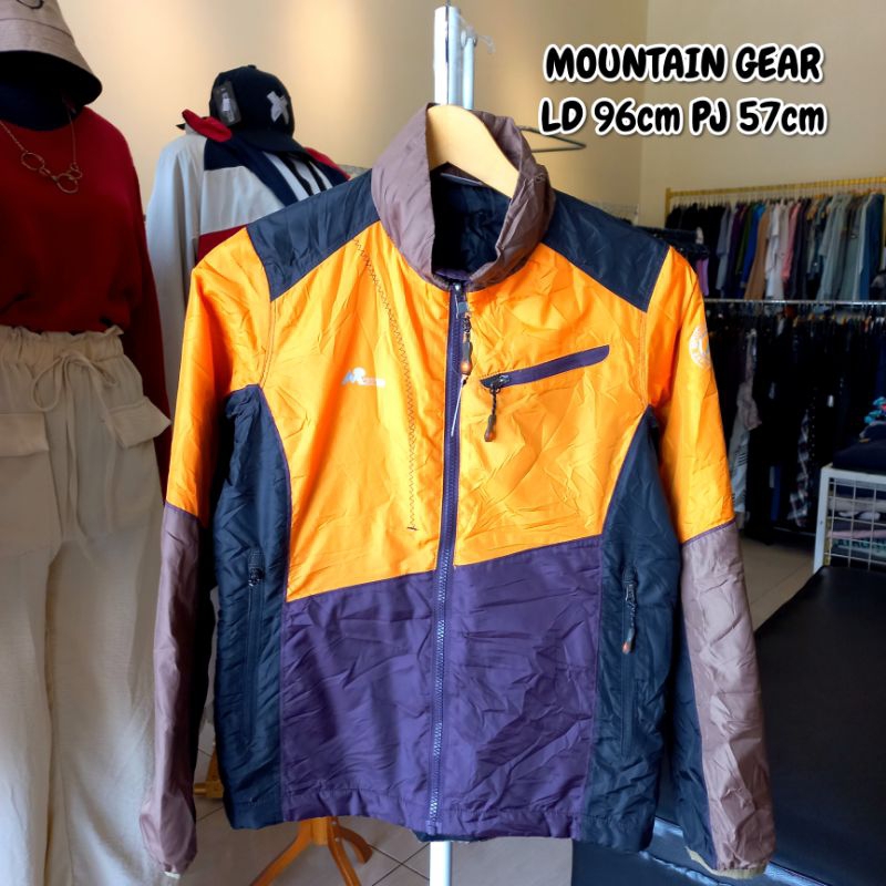 JAKET BRAND MOUNTAIN GEAR