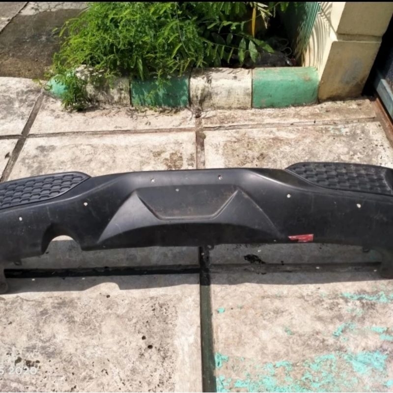 bumper belakang nissan juke tahun 2019