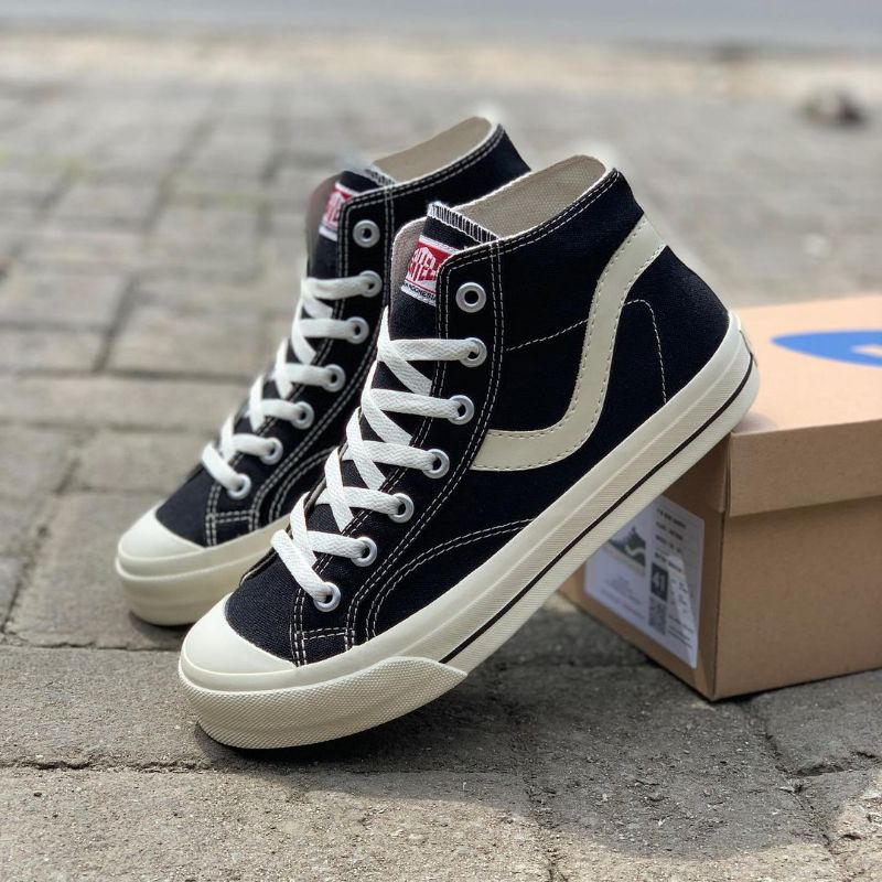 sepatu hitam sekolah ventela high original