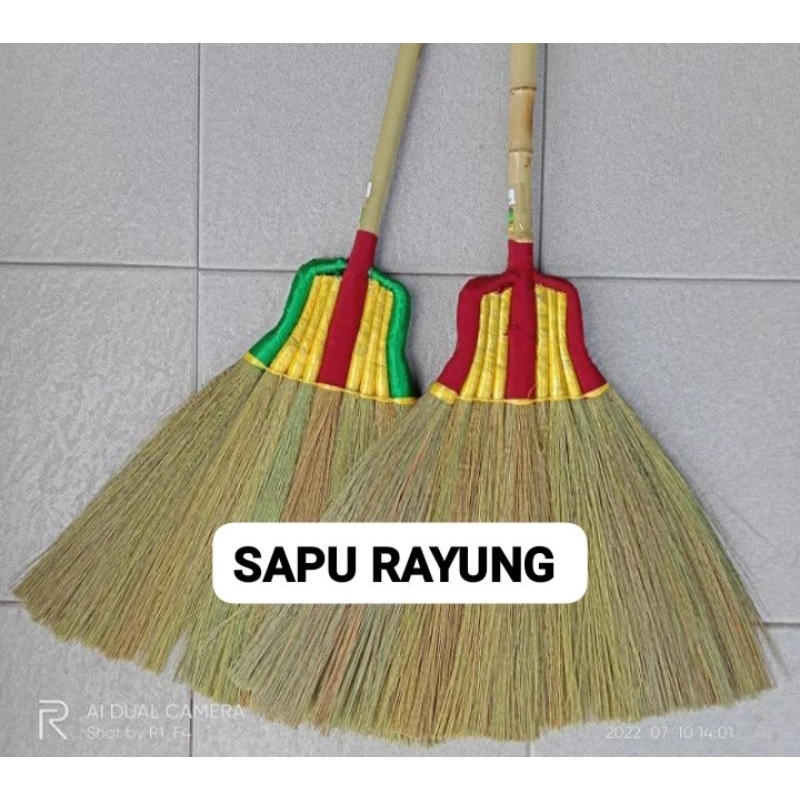 Sapu Lantai / Sapu Rayung / Sapu Ijuk Jerami