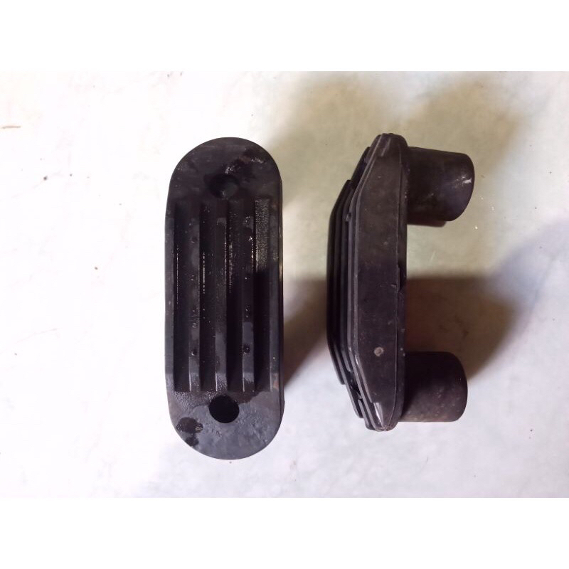 Karet Bantalan Jok Filter Megapro Primus Lama original KARET GANJAL TANGKI PENAHAN FILTER MEGAPRO PR
