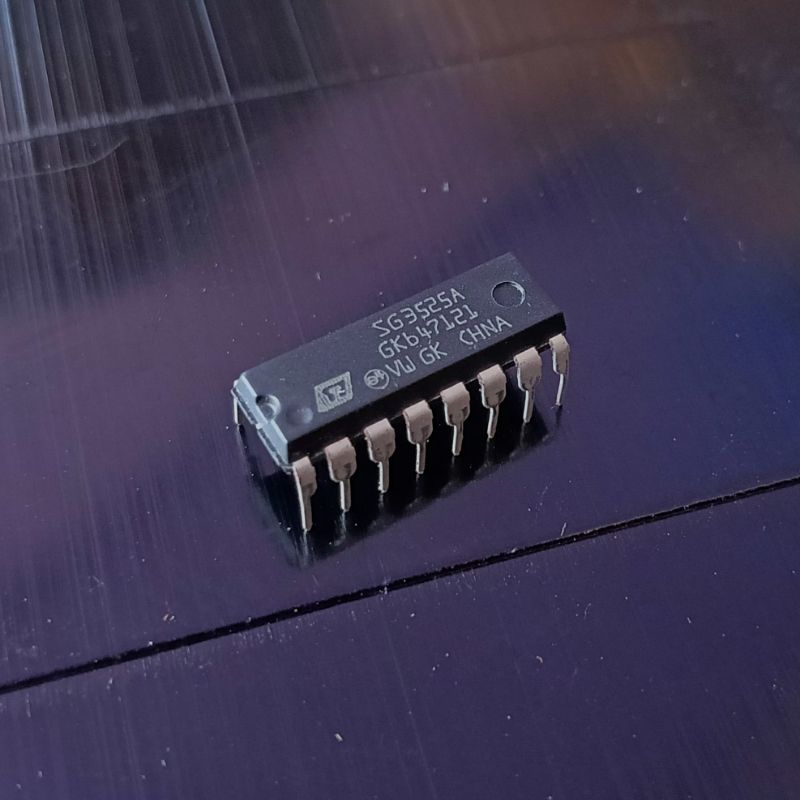 IC SG3525 Original ST