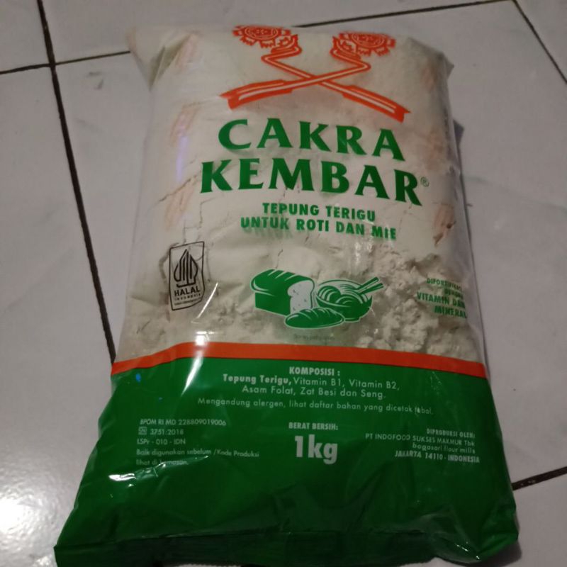 

Tepung Terigu Cakra Kembar 1 kg