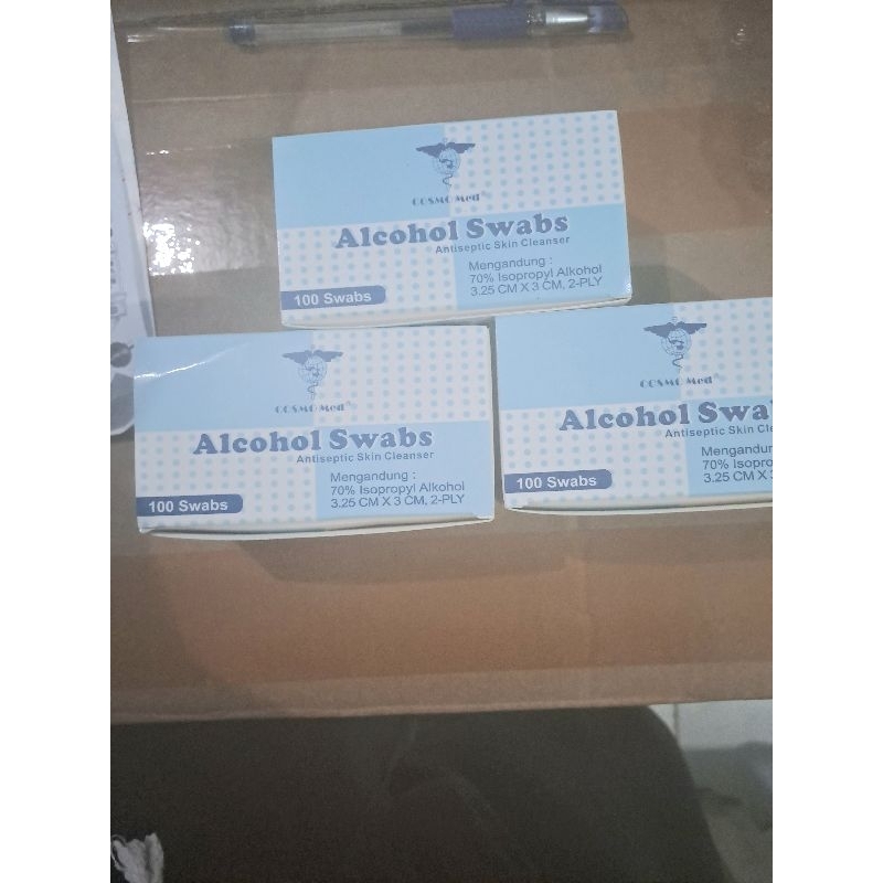 Alkohol swab cosmo med isi 100pcs Alcohol swab 100pcs