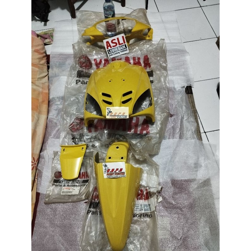 cover body yamaha mio sporty 5tl original warna kuning batok tameng spakbor depan sambungan body nos