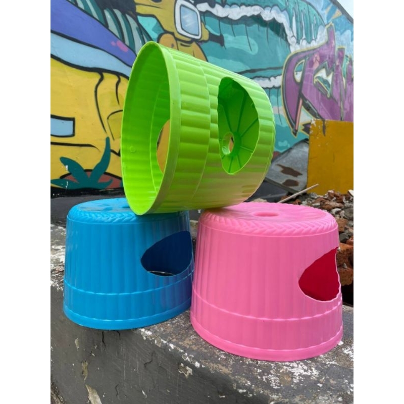 KURSI PLASTIK BULAT