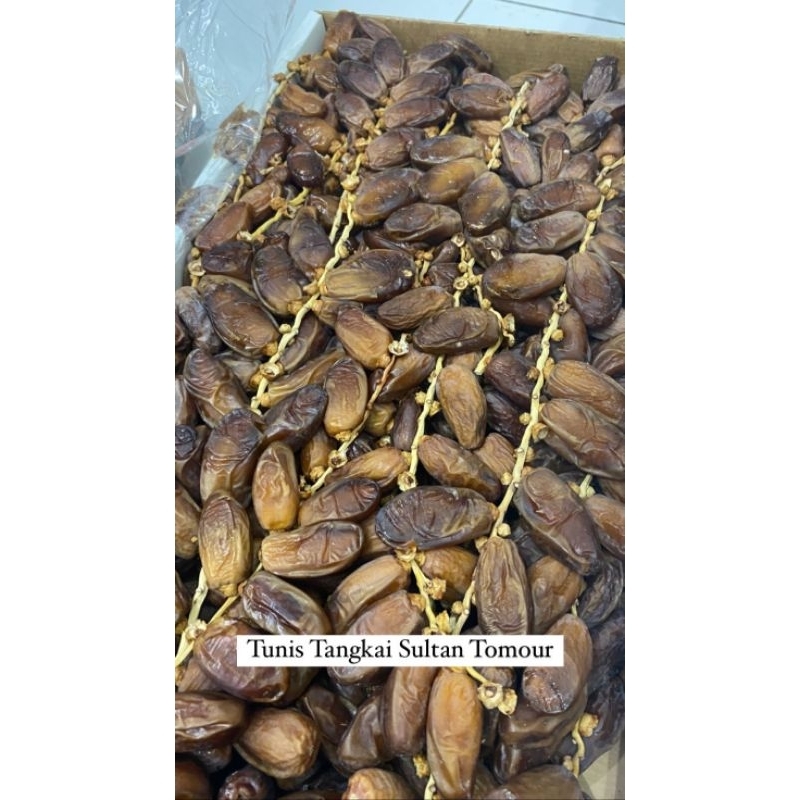

Kurma Tunisia Tangkai 1kg