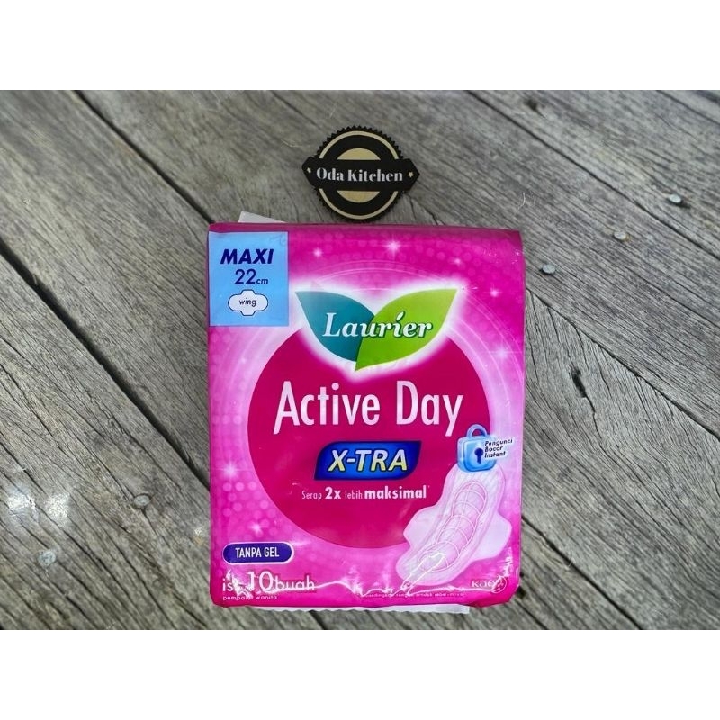 LAURIER ACTIVE DAY XTRA MAXI SERAP 2x LEBIH MAKSIMAL ISI 10 BUAH