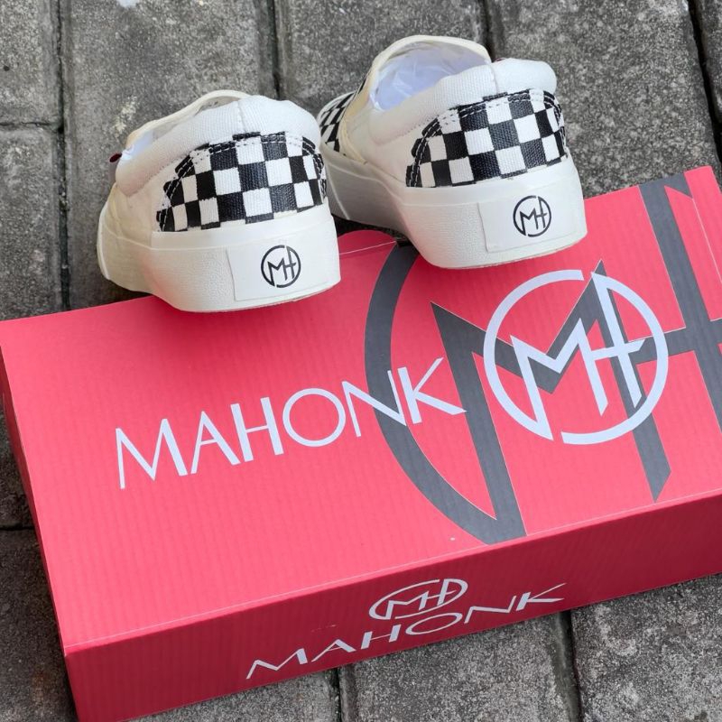 SEPATU MAHONK - Slip On Checkerboard OG Sepatu Sneakers Casual Pria Wanita