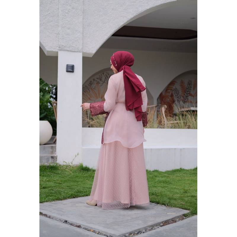 NADIYA set - inner dan outer