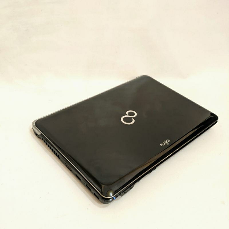 Laptop gaming fujitsu lifebook LH531 - core i7 - ram 16gb - Vga Nvidia GeForce
