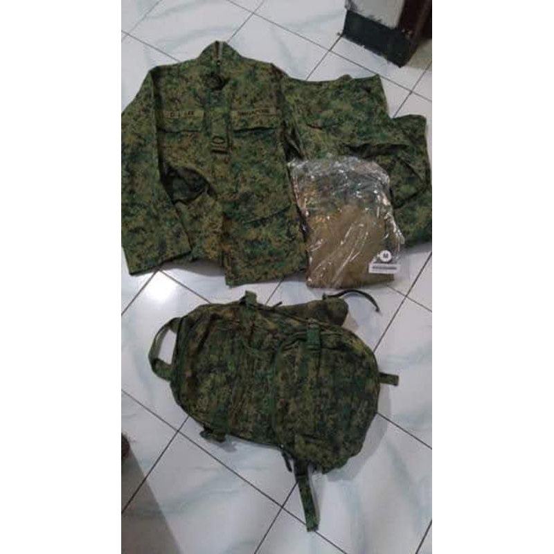 Baju seragam tentara Singapura
