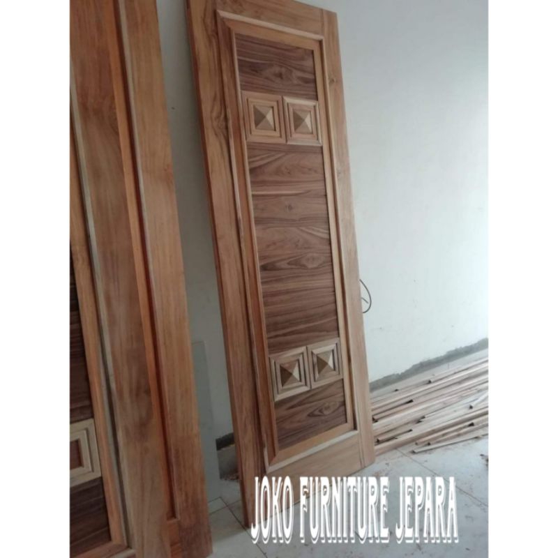 pintu rumah kayu jati/pintu minimalis