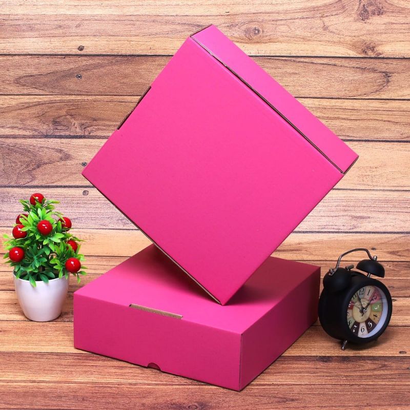 

box hampers ukuran 22x22x7 cm