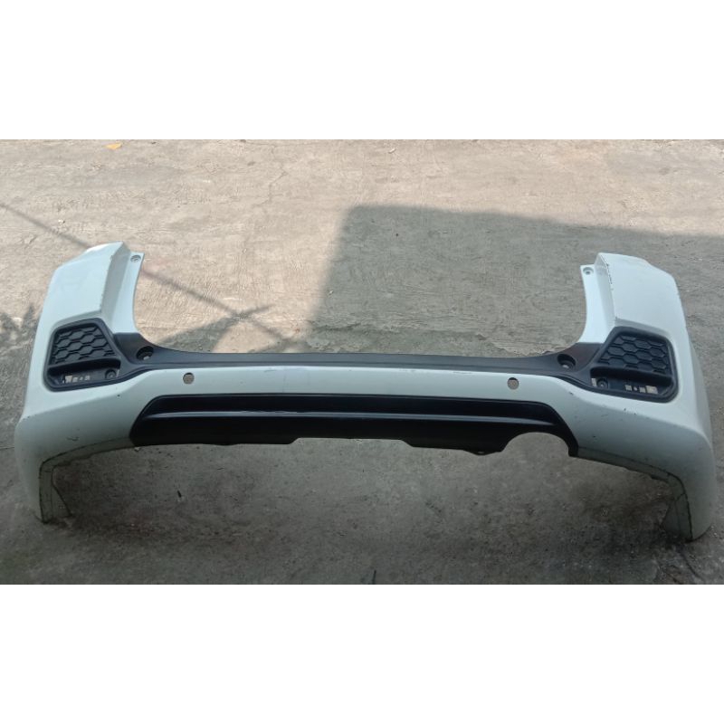 Bemper belakang Mobilio type E