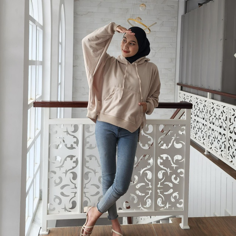 Sweater wanita BATWING JUMBO SLIT HOODIE