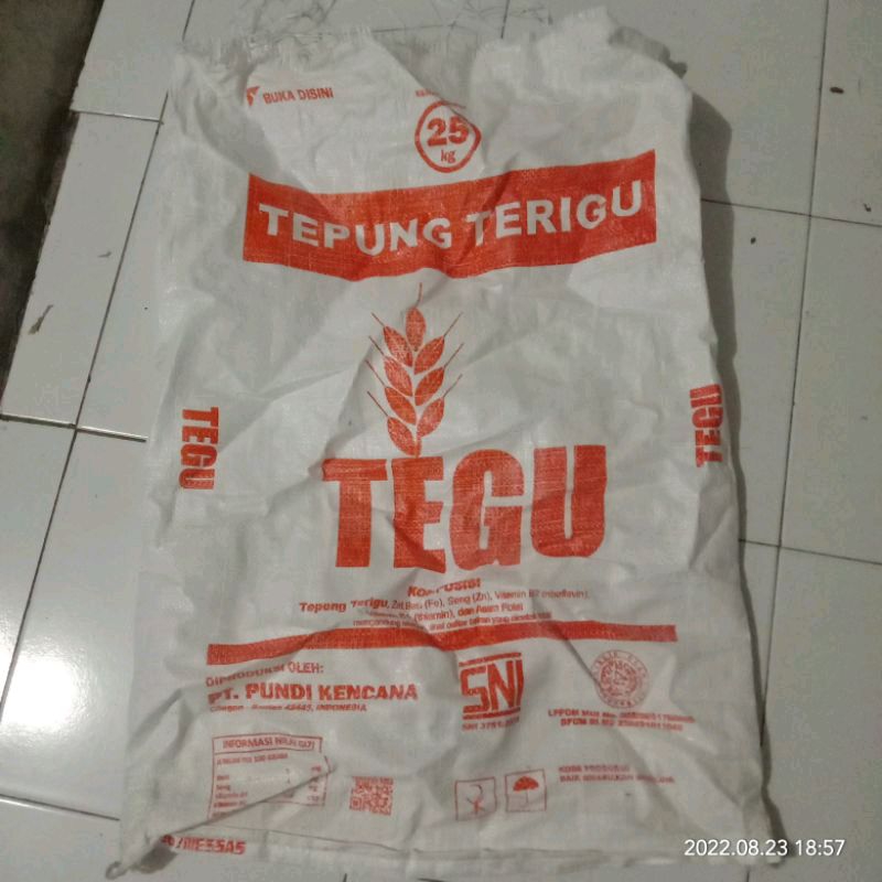 

karung bekas terigu/tapioka[isi 10 pcs] belum dicuci