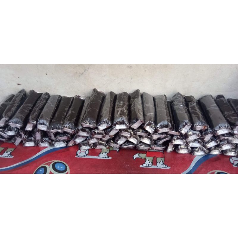 

Dodol Betawi 1Kg Isi 2Buah Dodol