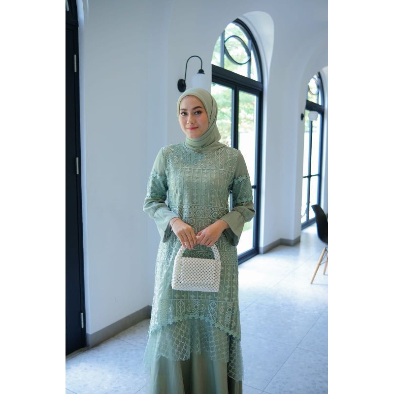 NAURA DRESS BY CUT MADYNA