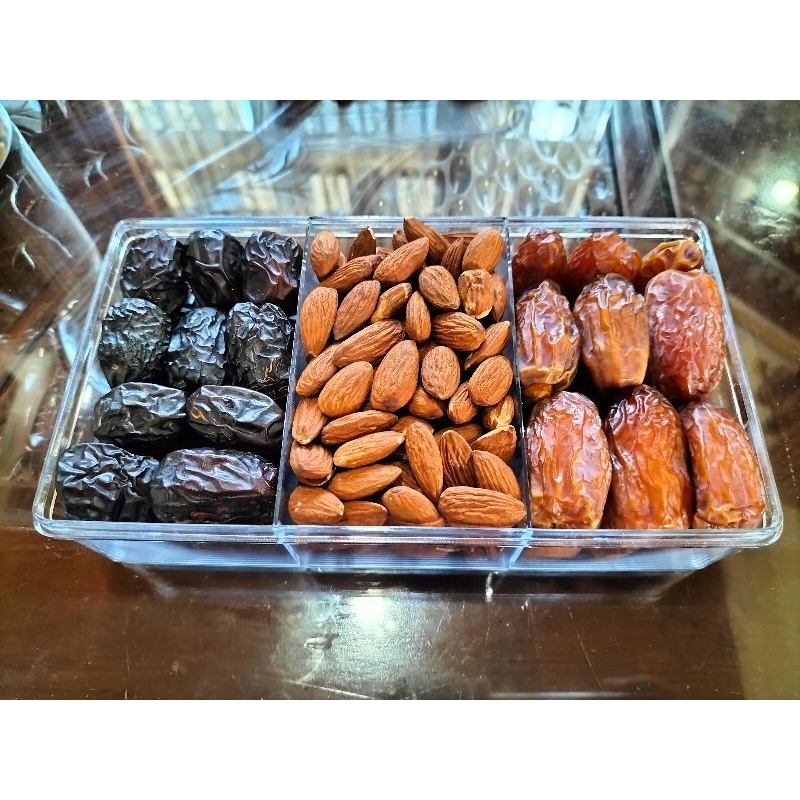 

Paket-5 MIX Kurma Sekat Tiga