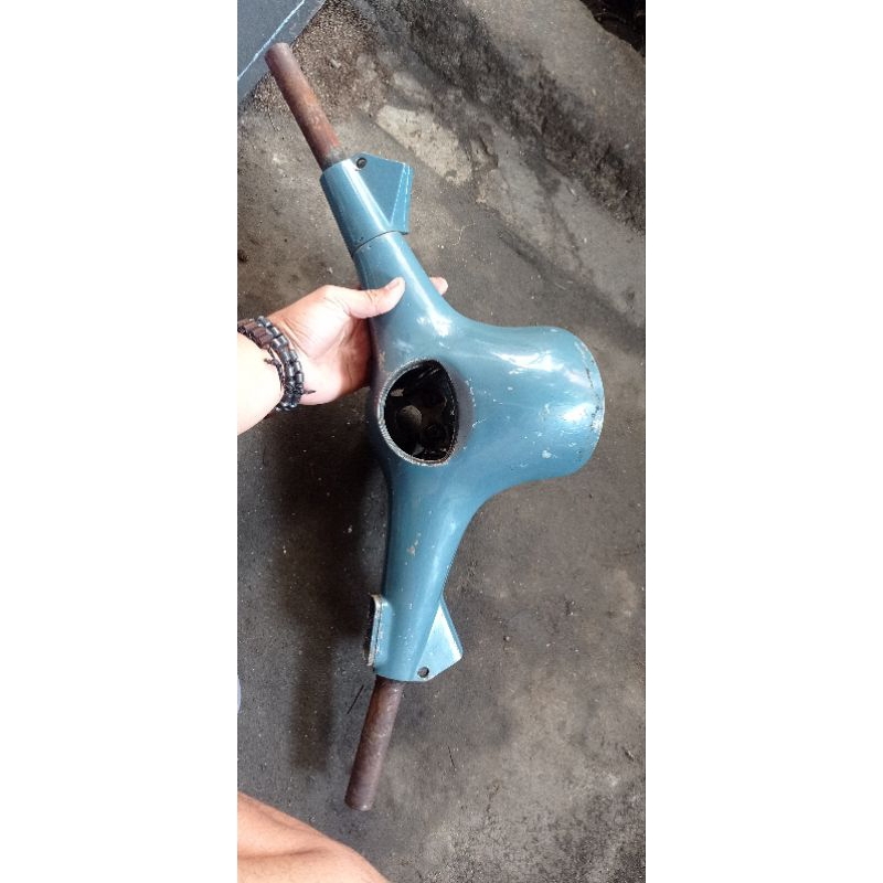 Stang batok vespa super 68-73 original copotan piaggio kode 3 A asli