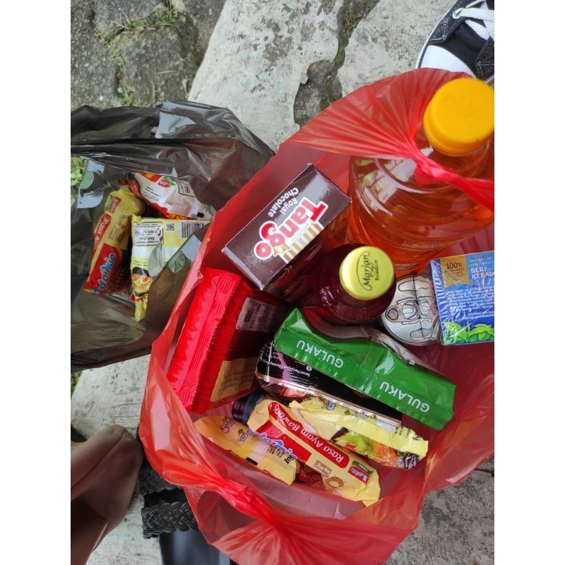 

Sembako makanan ringan