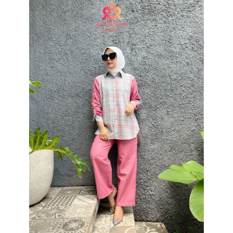 ONE SET  BY ATHAYA DAILY