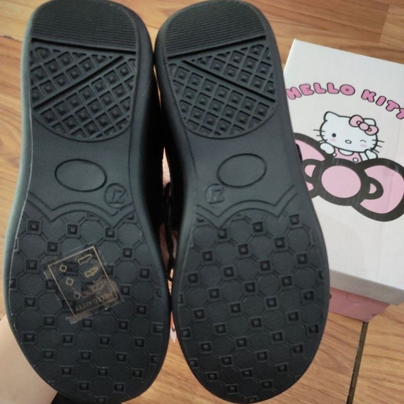 Sepatu Hello Kitty HEY006229BLK