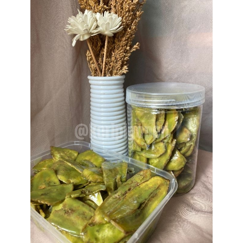 

KERIPIK PISANG MATCHA