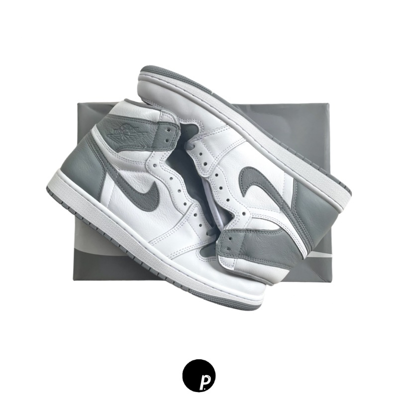 Air Jordan 1 High Stealth