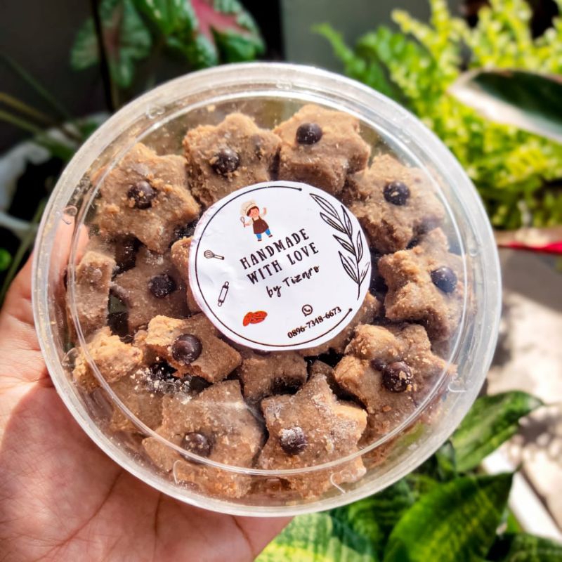 

KUE KERING LEBARAN COOKIES COKLAT TOPLES KECIL - TIZARO