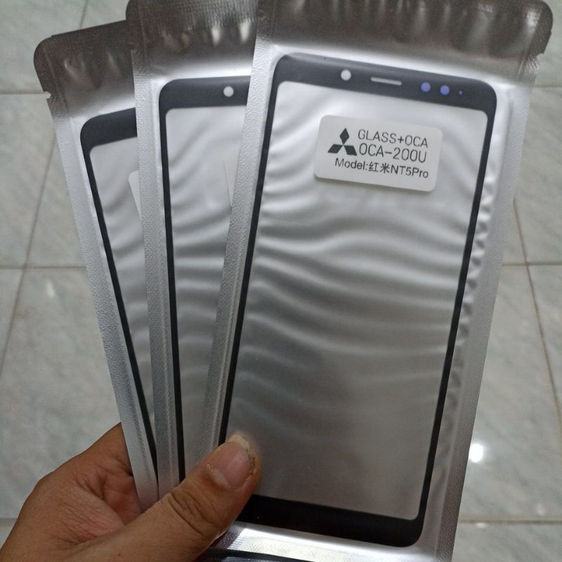 Glass kaca touchscreen Redmi Note 5 / Note 5 Pro +Lem OCA Kaca touchscreen Redmi Note 5 Note 5Pro