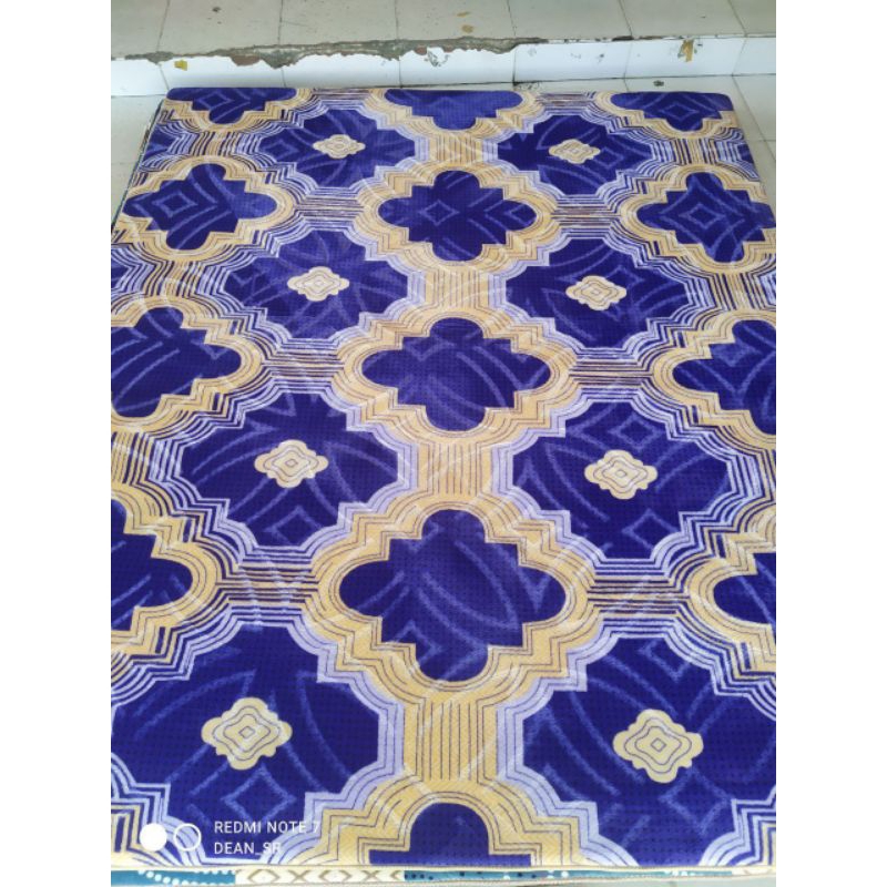 Karpet Malaysia Made in Indonesia Merek lovela ya tebal dan ringan isinya murni silikonUK  190 x 270