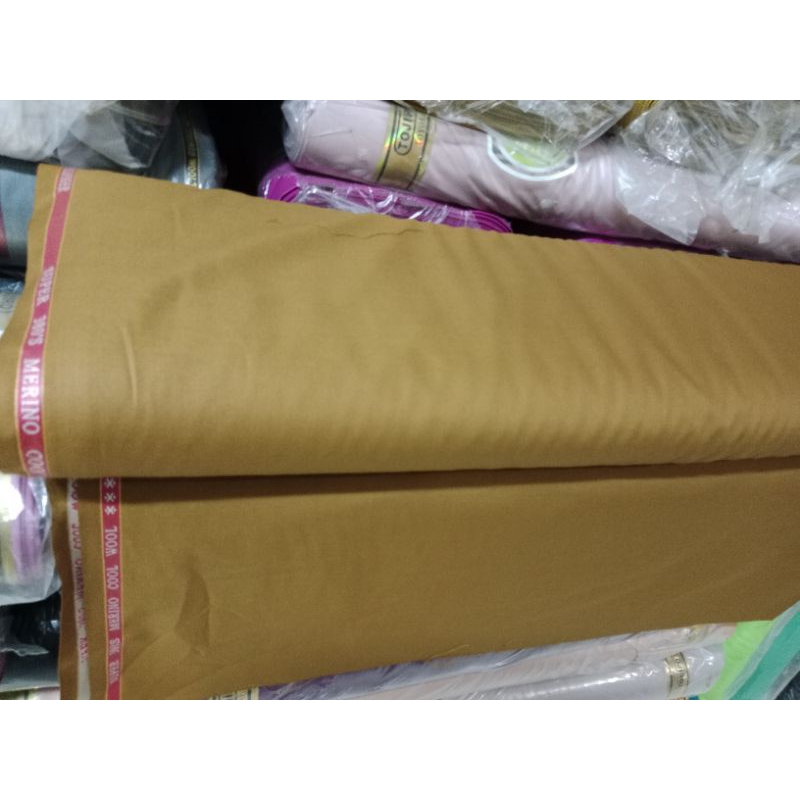 Kain Pemda PNS/ kain wool khaki per Setengah meter.