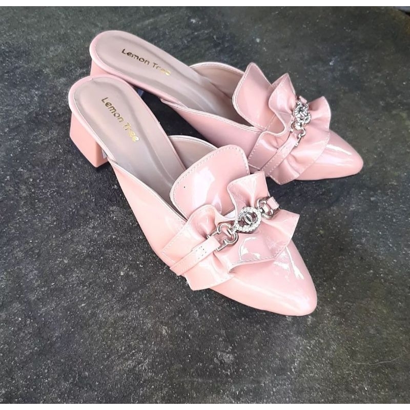 sendal zara