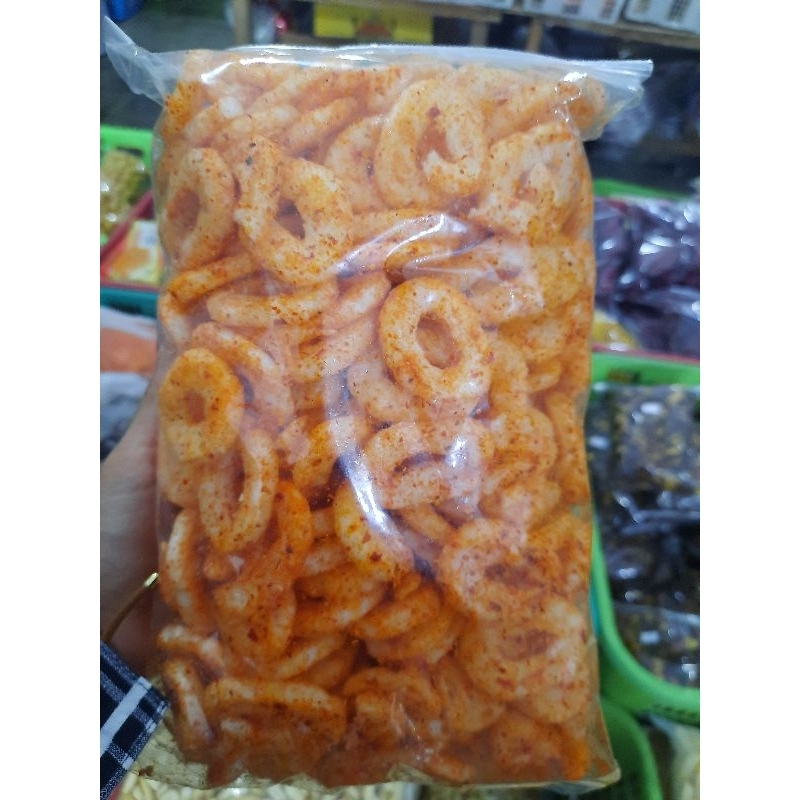 

KRUPUK SETAN PEDAS / KRUPUK KOIN PEDAS