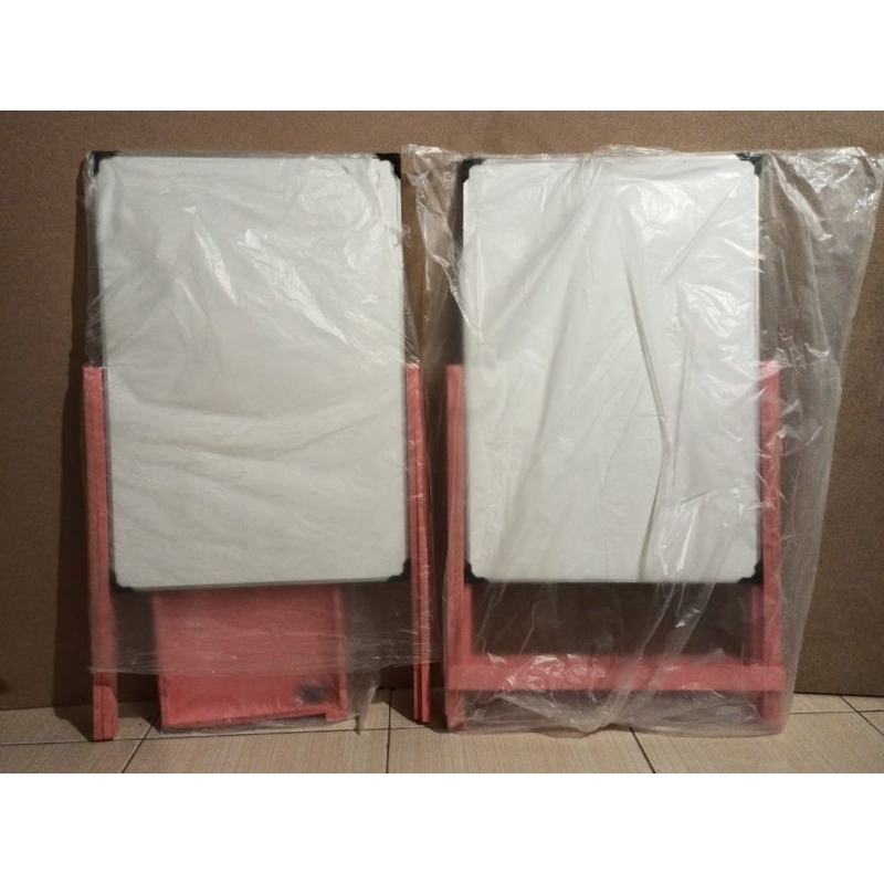 

Papan Tulis Plus Kaki Ukuran 40x60 Pakai Laci Dan Non Laci