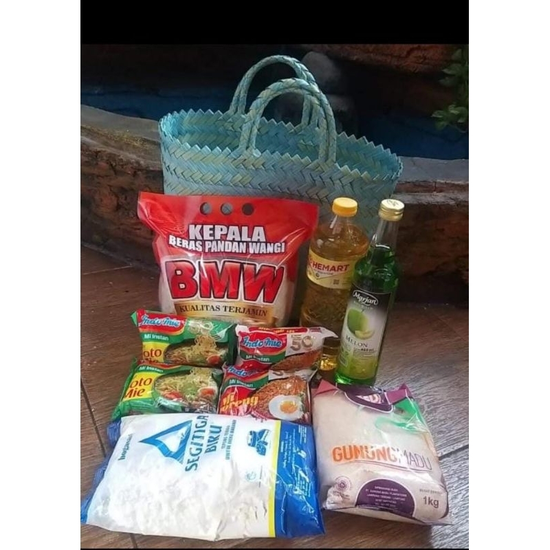 

PARCEL LEBARAN IDUL FITRI PK 08 ll BY AVIT VAVA