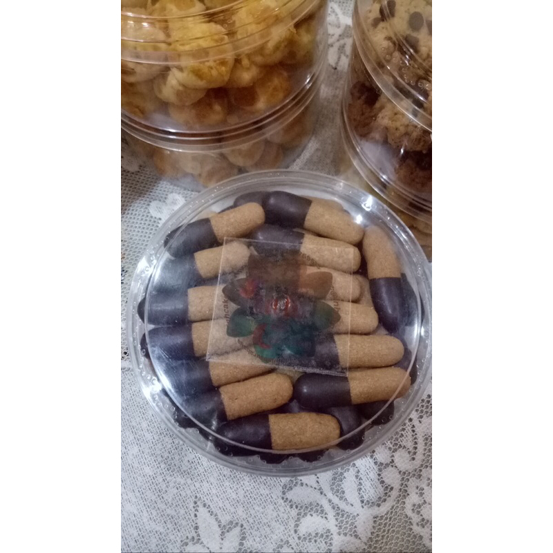 

KUE KERING KENARI PREMIUM 250gram KUKER LEBARAN HAMPERS GIFT KADO PARCEL ANGPAO LEBARAN