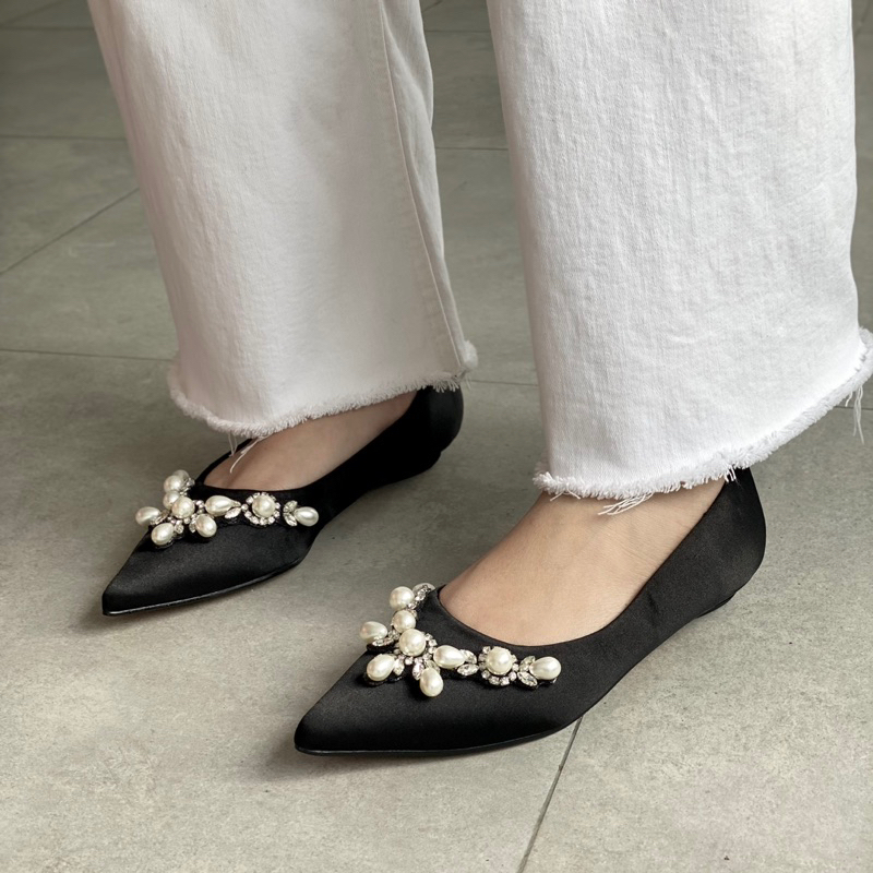 ZR SATIN PEARL FLATSHOES