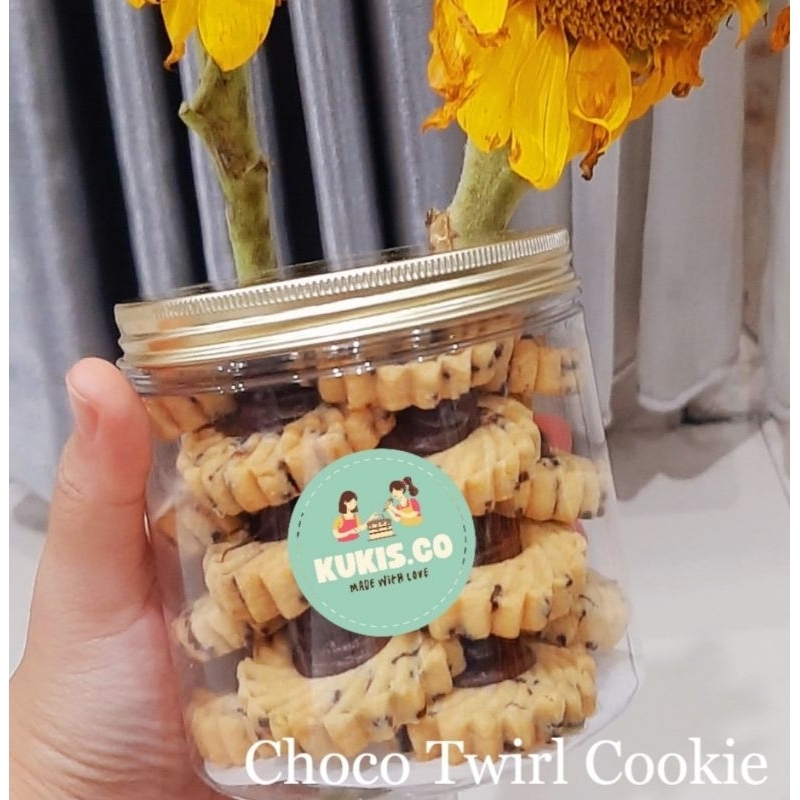 

KUKIS.CO - CHOCOLATE TWIRL COOKIE PREMIUM HOMEMADE