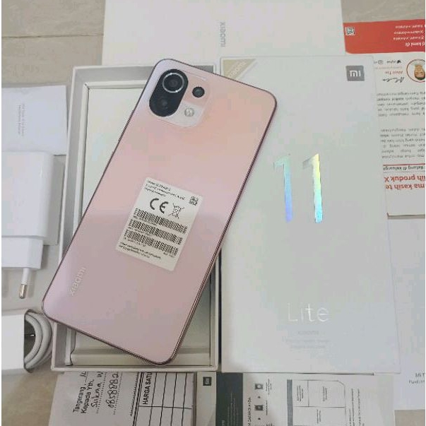 Xiaomi Mi 11 Lite 8/128 Garansi Resmi Indonesia