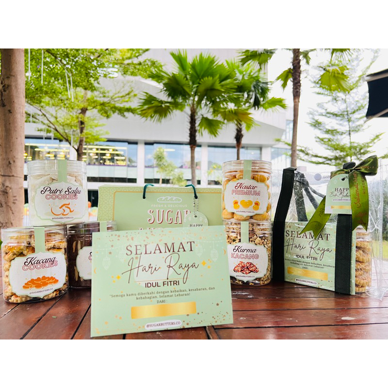 

PAKET HAMPERS KUE KERING LEBARAN ISI 3 TOPLES