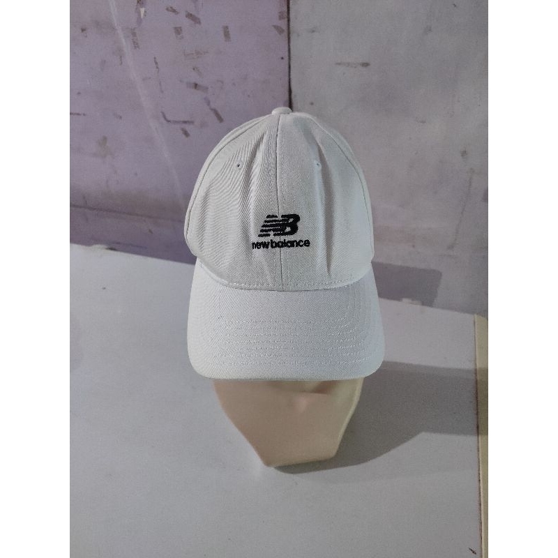 Topi New Balance Cap