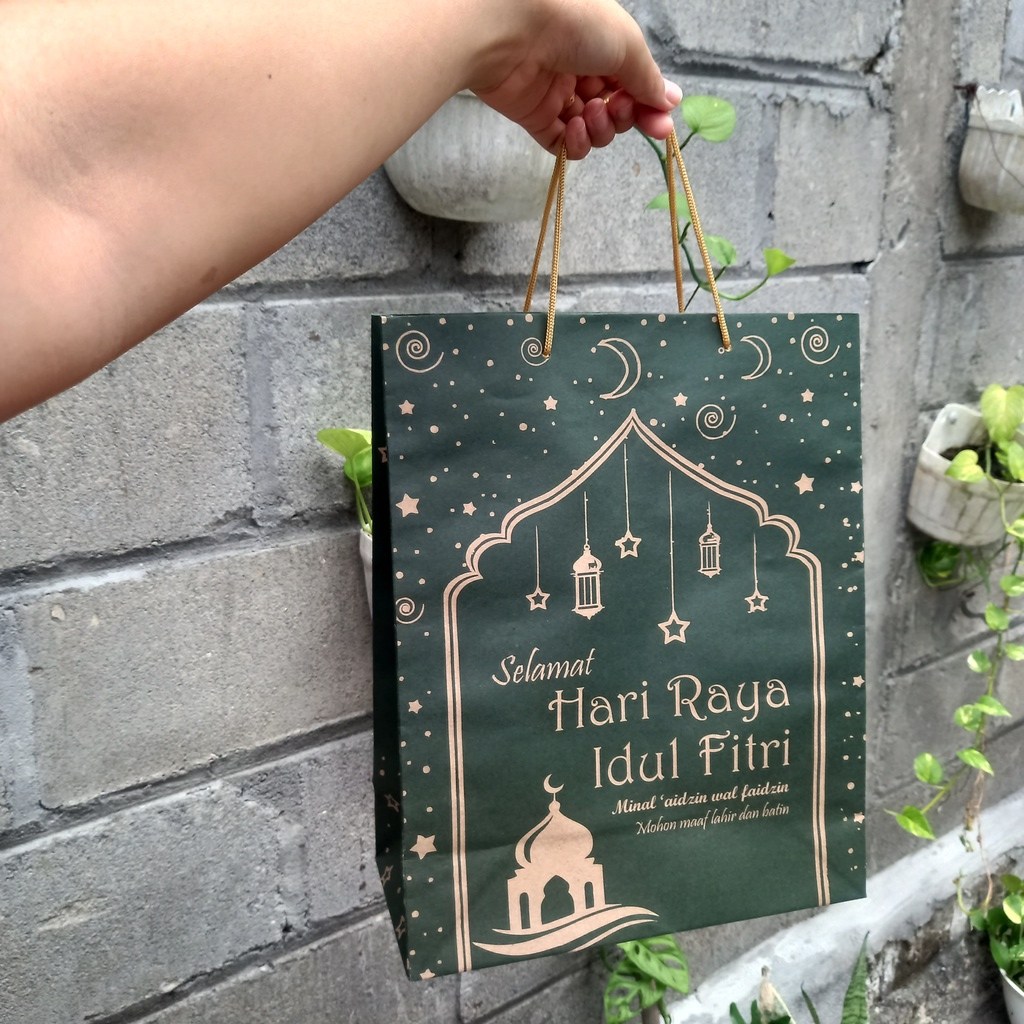 

Tas kertas kantong hampers idul fitri