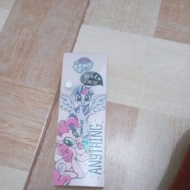

PENCIL CASE MY LITTLE PONY ASLI